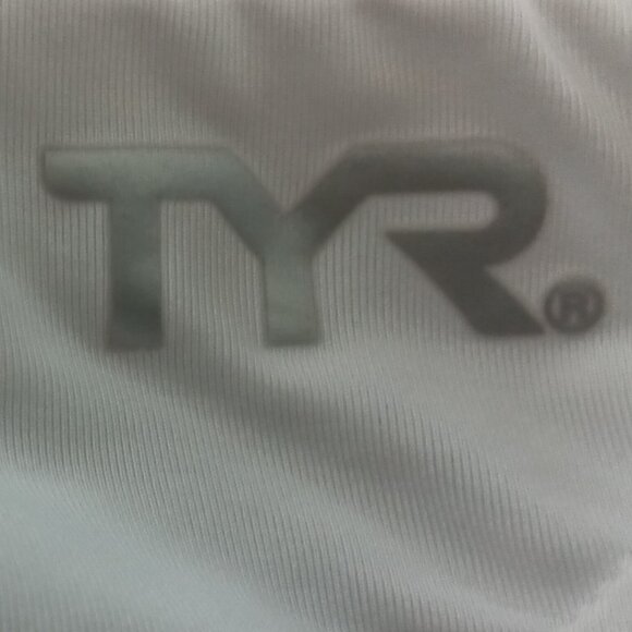 VINTAGE 1" TYR SWIM BRIEF, WHITE, ASIAN SIZE "XO" (Approx. 34"-36") - Pre-Owned - Picture 4 of 8